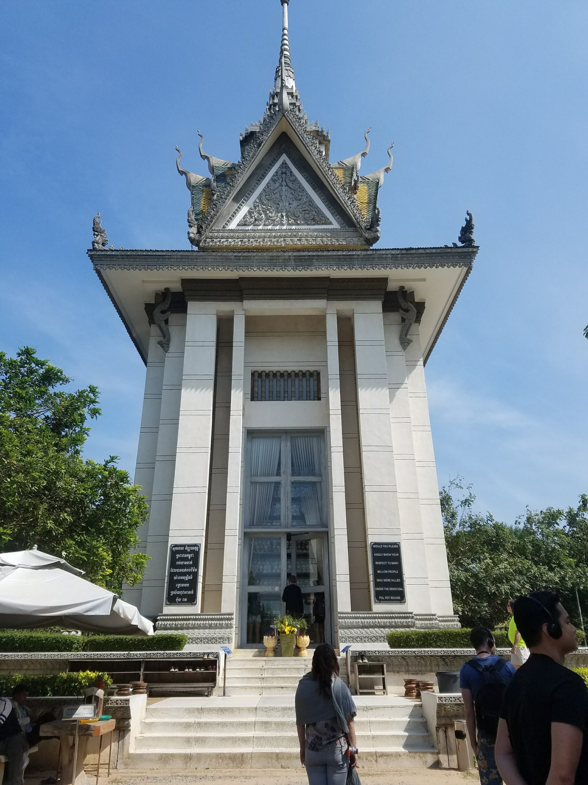 トゥールスレン虐殺博物館～人類が知らなければならないカンボジアの歴史～